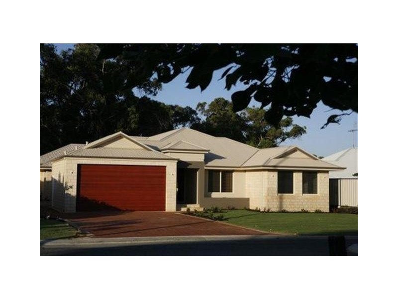 89 Meadow Springs Drive, Meadow Springs WA 6210