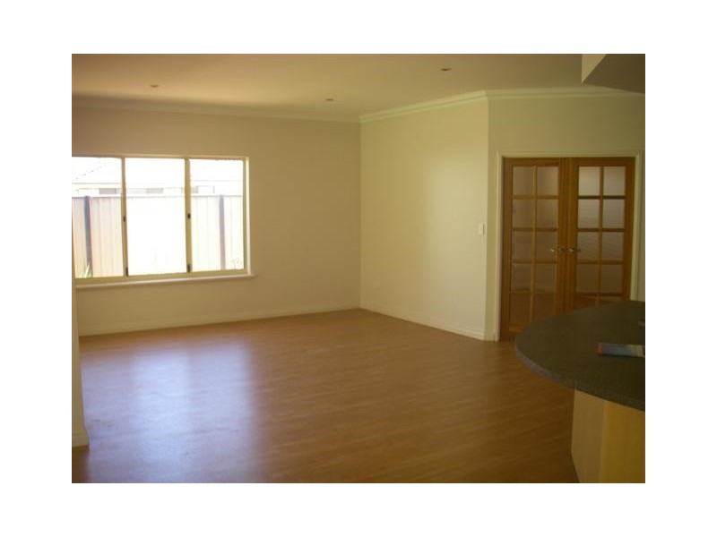 89 Meadow Springs Drive, Meadow Springs WA 6210