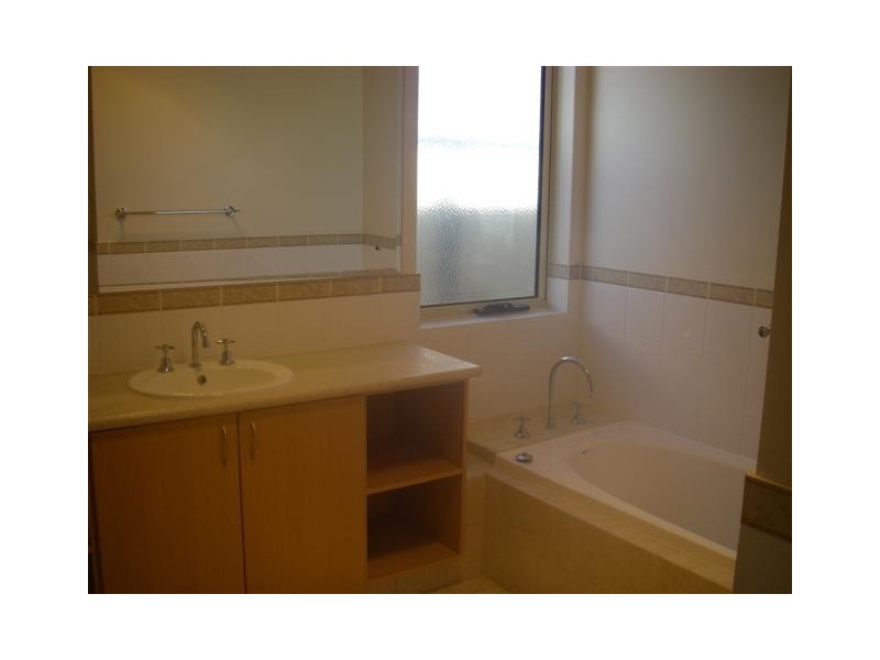 89 Meadow Springs Drive, Meadow Springs WA 6210