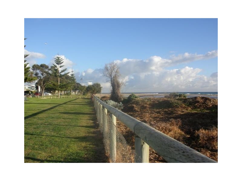 43 Shayne Street, Halls Head WA 6210