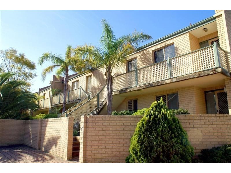 1/131 Berwick Street, Victoria Park WA 6100