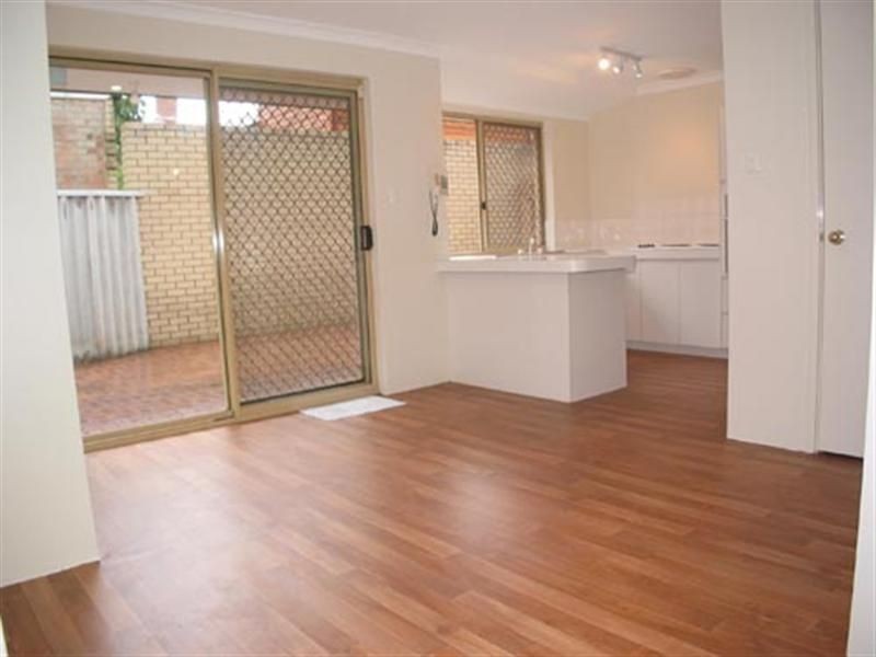 2/45 Teague St, Victoria Park WA 6100