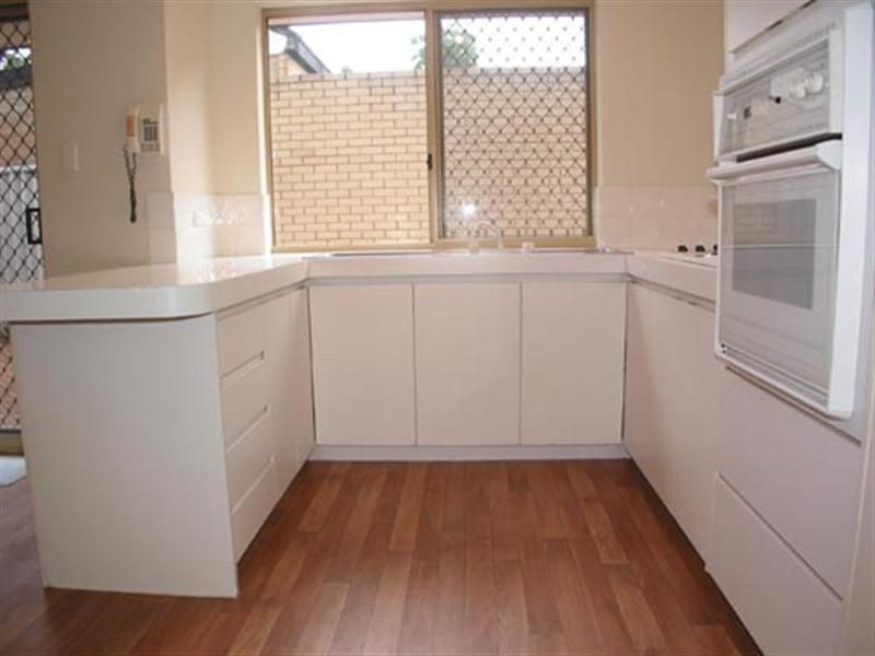 2/45 Teague St, Victoria Park WA 6100