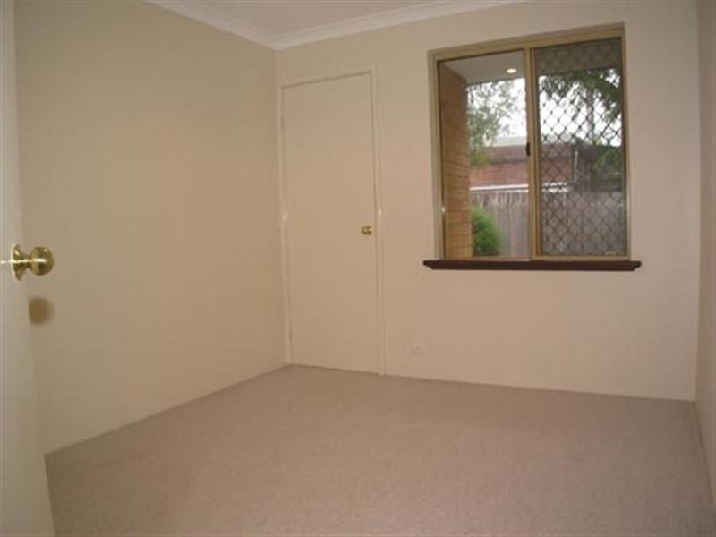 2/45 Teague St, Victoria Park WA 6100