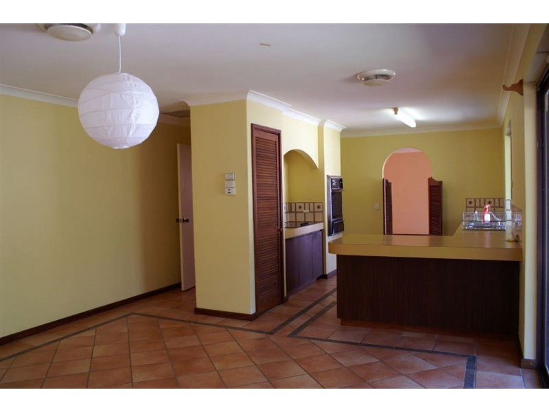 20 Chetwynd Way, Booragoon WA 6154