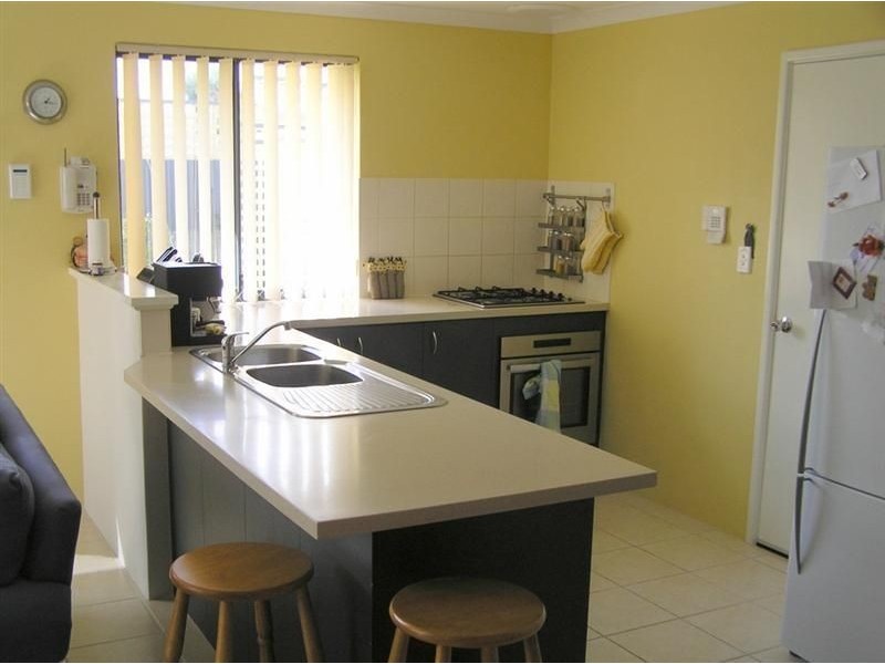 A/16 Gladstone Street, St James WA 6102