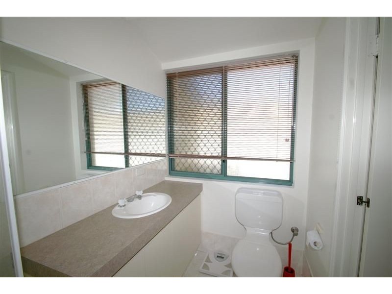 3/15 Duke St, Bentley WA 6102