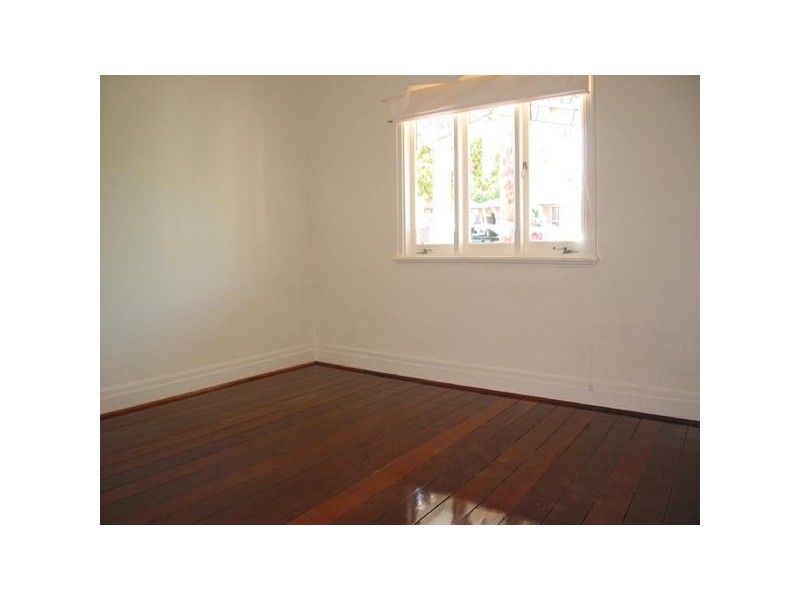 18 Westminster St, East Victoria Park WA 6101