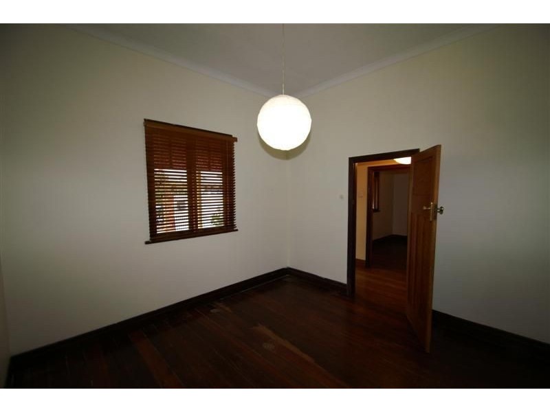 54 Hampshire St, East Victoria Park WA 6101