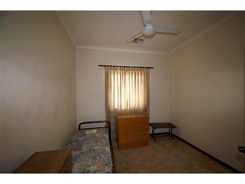 94 Mackie, Victoria Park WA 6100