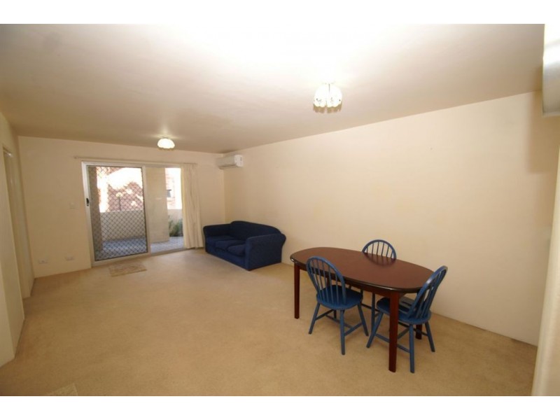 2/12 McMaster Street, Victoria Park WA 6100