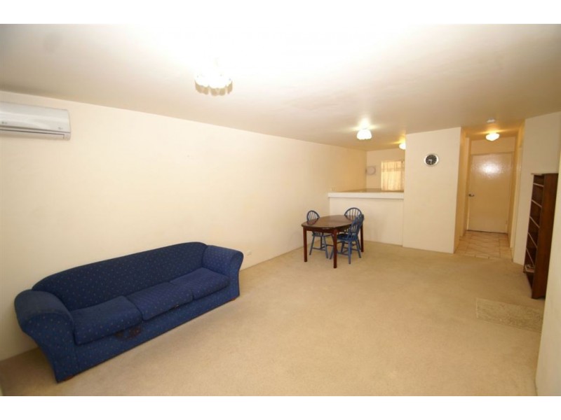 2/12 McMaster Street, Victoria Park WA 6100