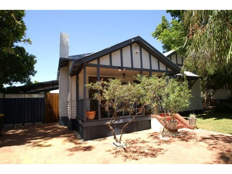 160 Swansea Street East, East Victoria Park WA 6101