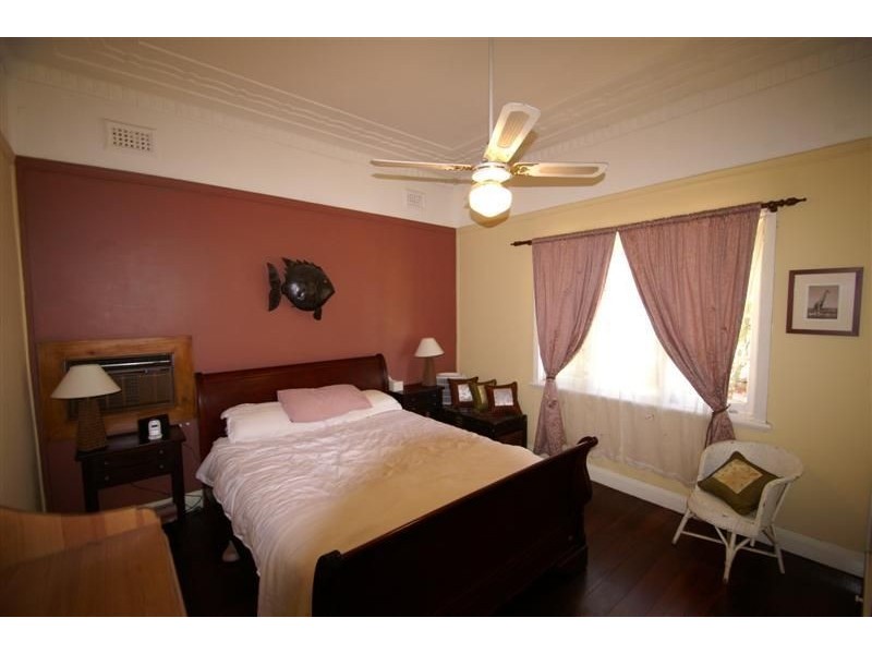 160 Swansea Street East, East Victoria Park WA 6101