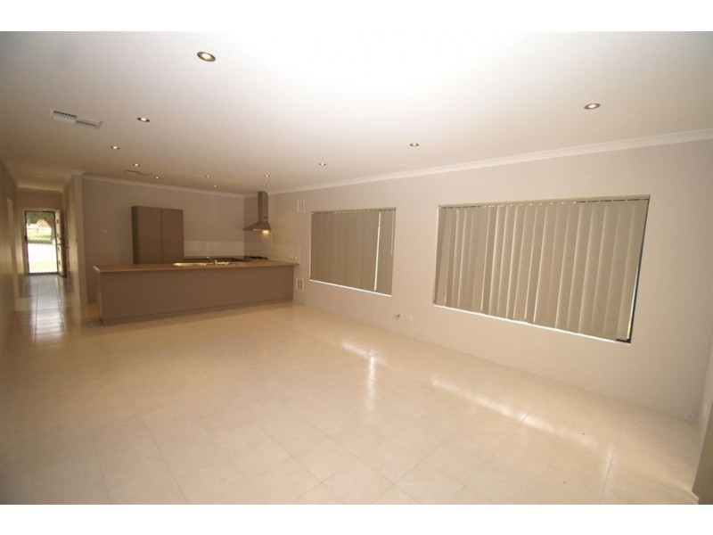 102A Walpole Street, Bentley WA 6102
