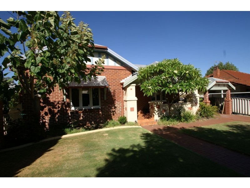 69 Raleigh Street, Carlisle WA 6101