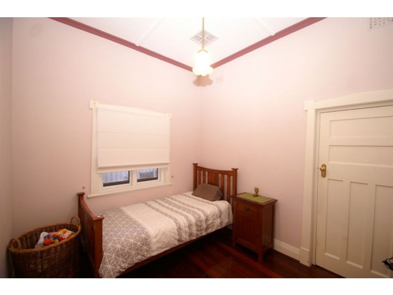 69 Raleigh Street, Carlisle WA 6101
