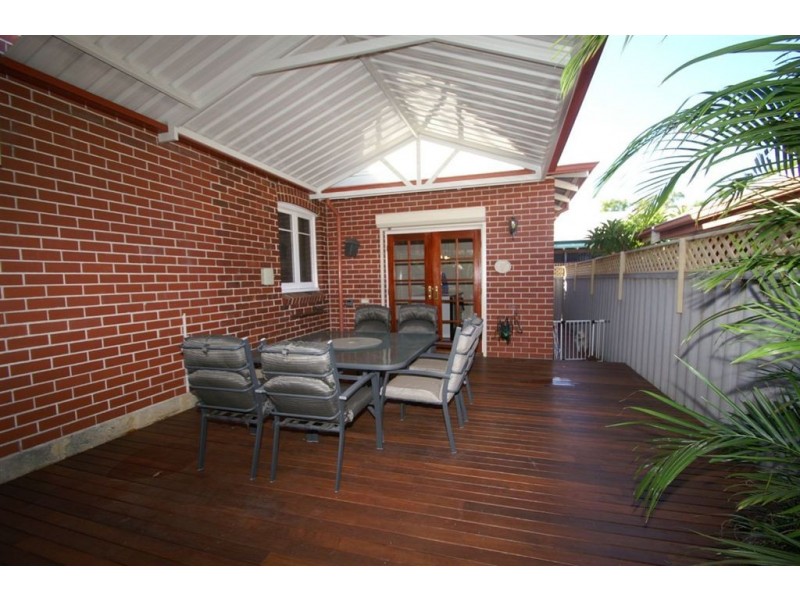 69 Raleigh Street, Carlisle WA 6101