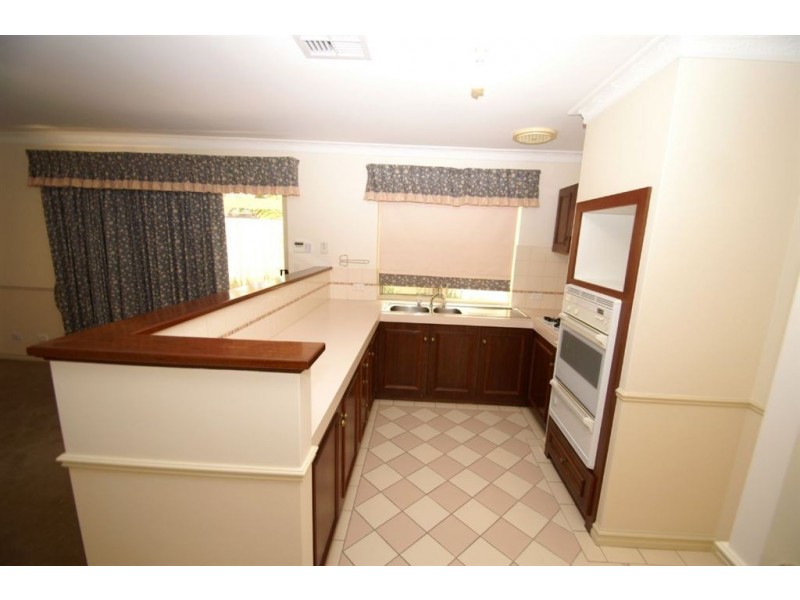 B/83 Cargill Street, Victoria Park WA 6100