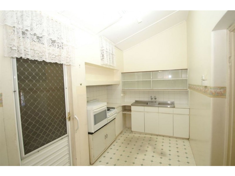 15 Lichfield Street, Victoria Park WA 6100