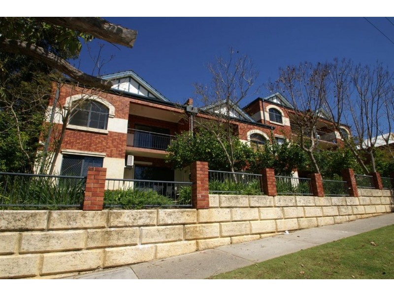 9/8 King George Street, Victoria Park WA 6100