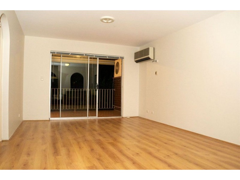 7/125 Gloucester Street, Victoria Park WA 6100