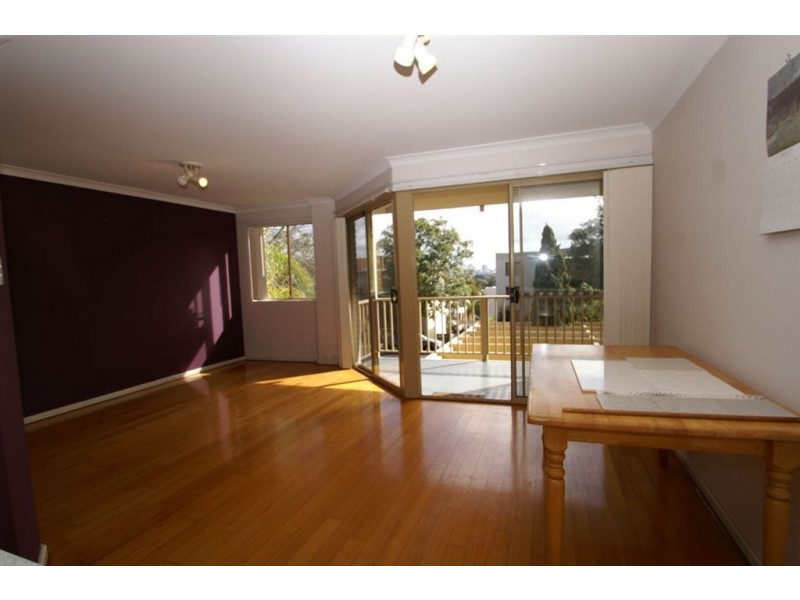 1/12 King George Street, Victoria Park WA 6100