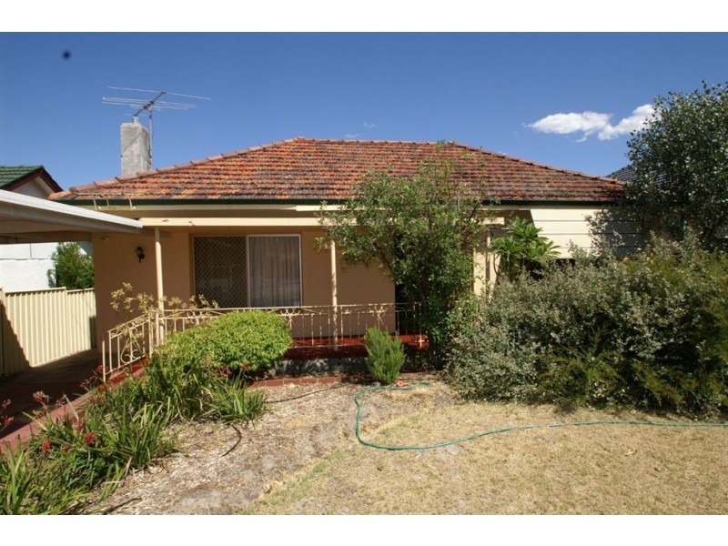 44 Boundary Road, St James WA 6102