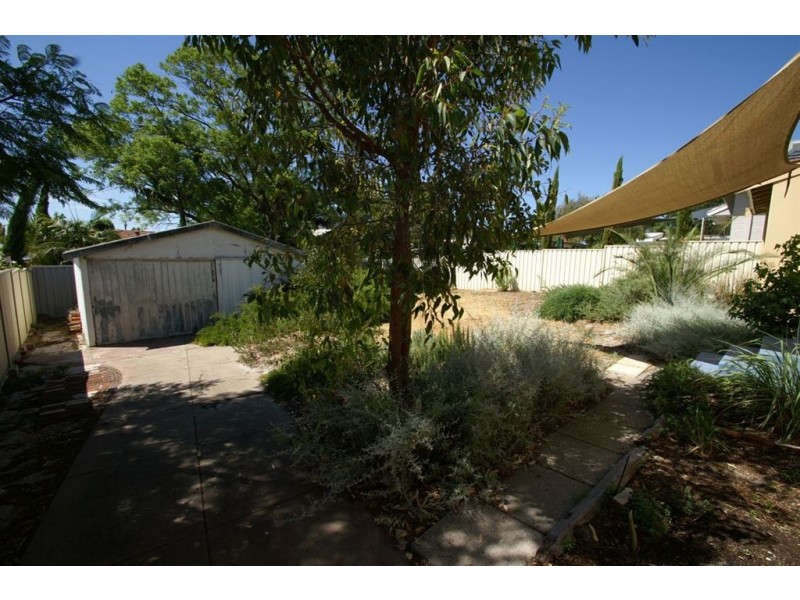 44 Boundary Road, St James WA 6102