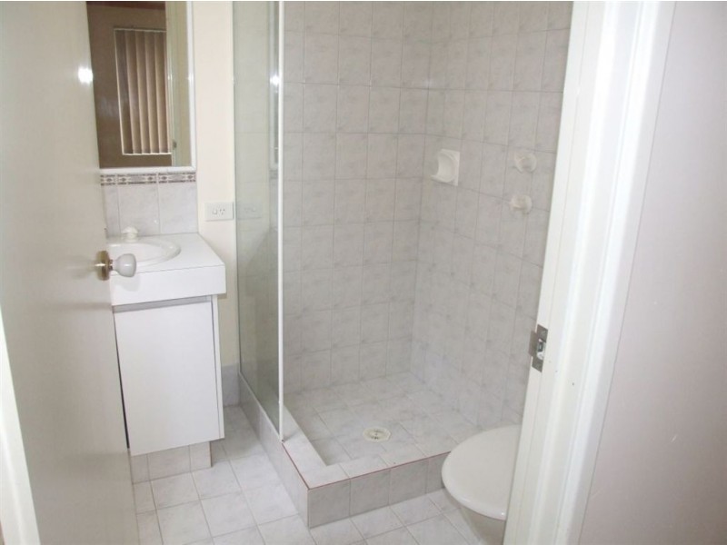 27 Petrel Close, Wilson WA 6107