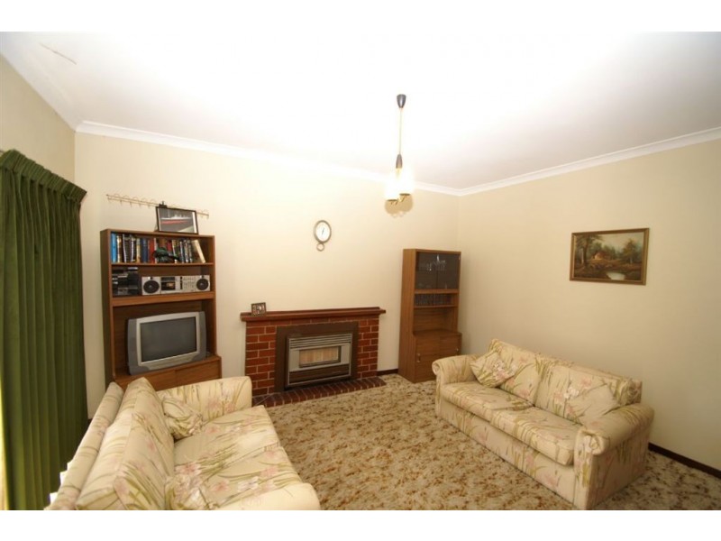 10 Page Avenue, Bentley WA 6102