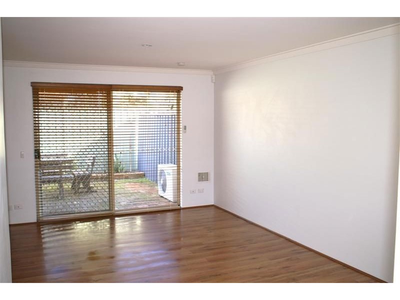 26/35 Winnacott Street, Willagee WA 6156