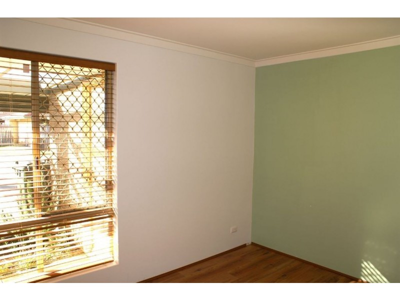 26/35 Winnacott Street, Willagee WA 6156