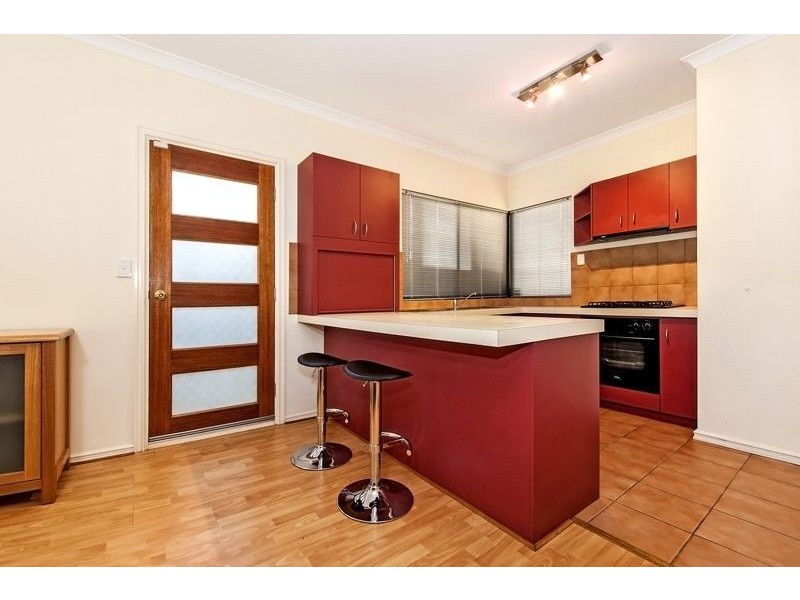 2/35 Leonard Street, Victoria Park WA 6100