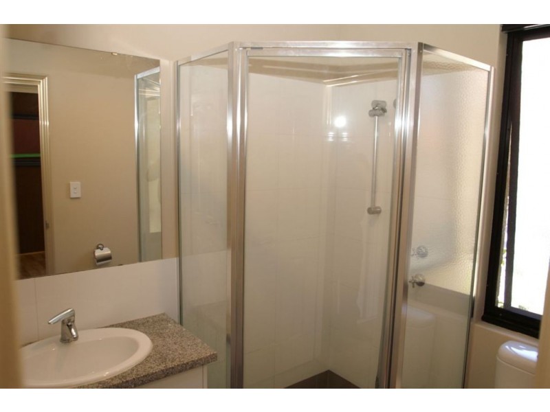 2/69 Alexandra Place, Bentley WA 6102