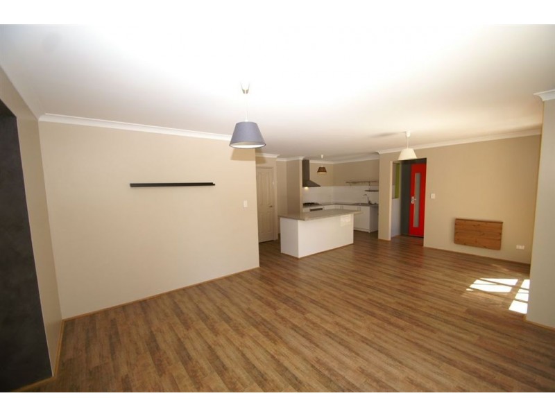 2/69 Alexandra Place, Bentley WA 6102