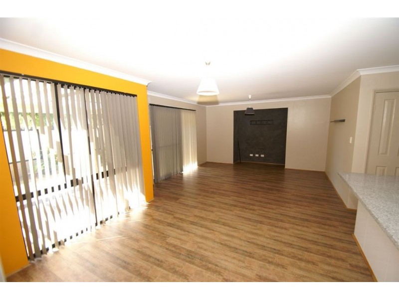 2/69 Alexandra Place, Bentley WA 6102