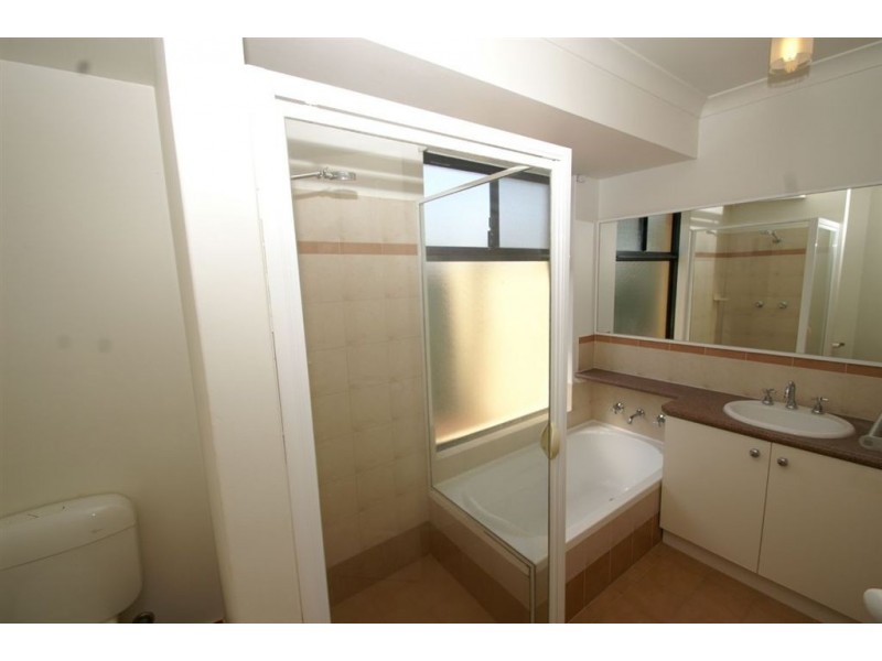 9 Henderson Avenue, Redcliffe WA 6104