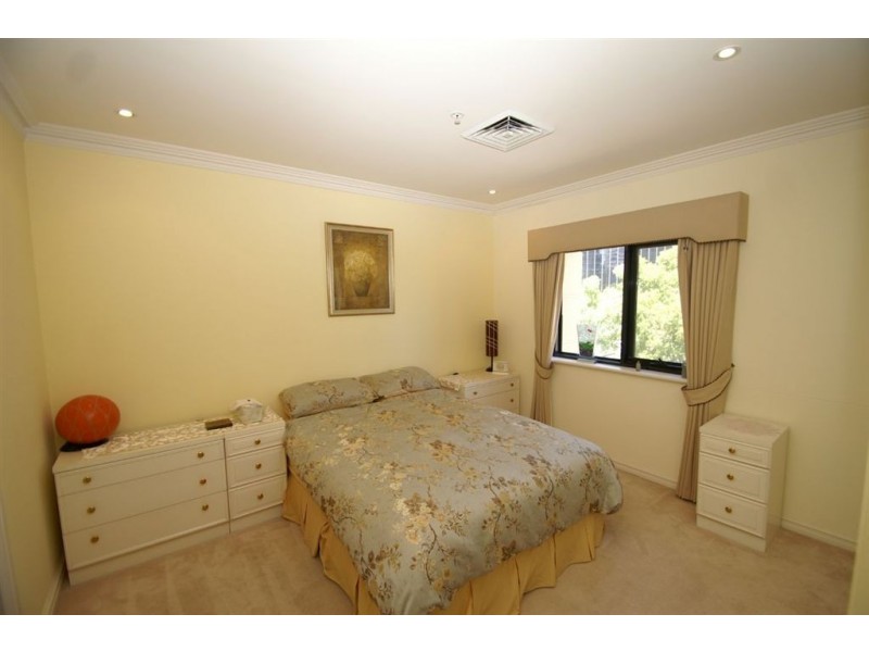 402/2 St Georges Terrace, Perth WA 6000