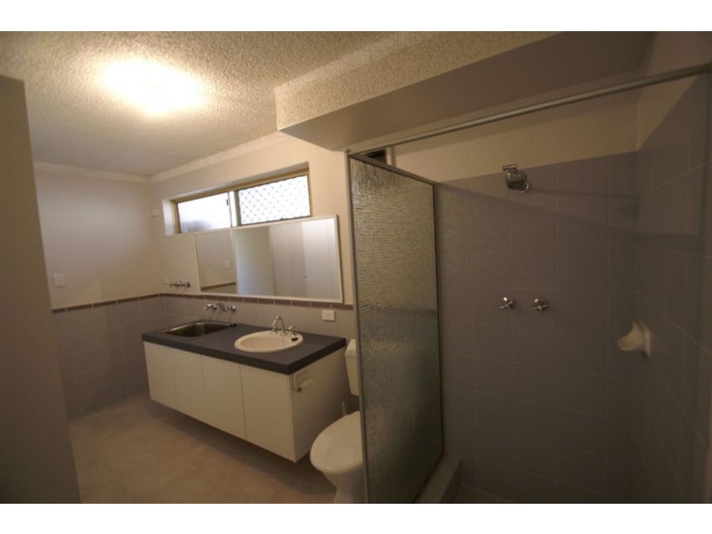 1/2 Mitchell Street, Bentley WA 6102