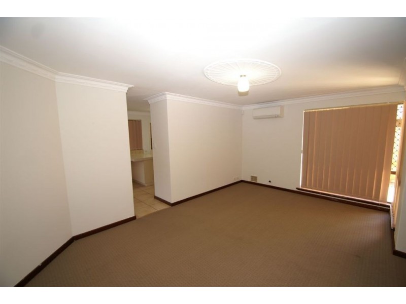 2/16 Jupiter Street, Carlisle WA 6101