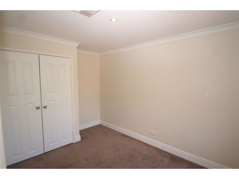 117 Sunbury Road, Victoria Park WA 6100