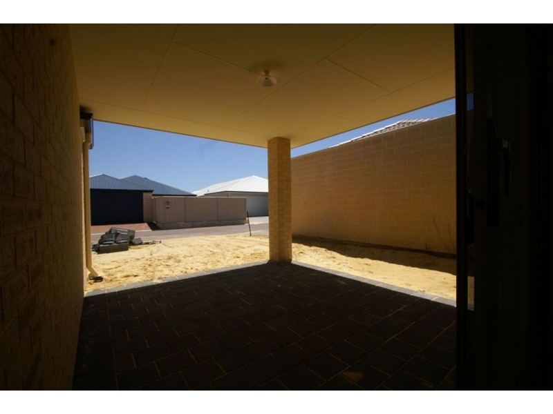 11 Bonarda Way, Caversham WA 6055