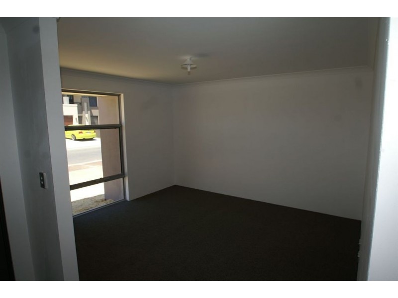 11 Bonarda Way, Caversham WA 6055