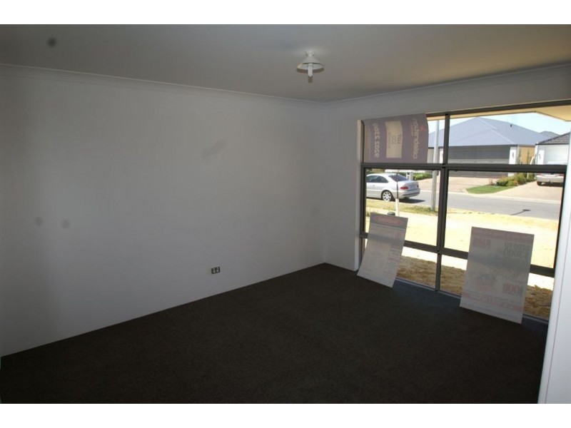 11 Bonarda Way, Caversham WA 6055