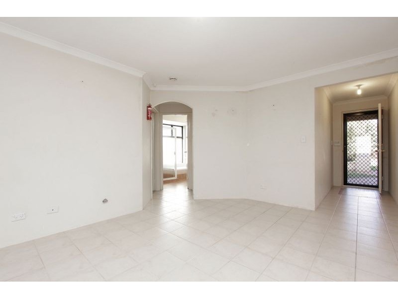 9 Henderson Avenue, Redcliffe WA 6104