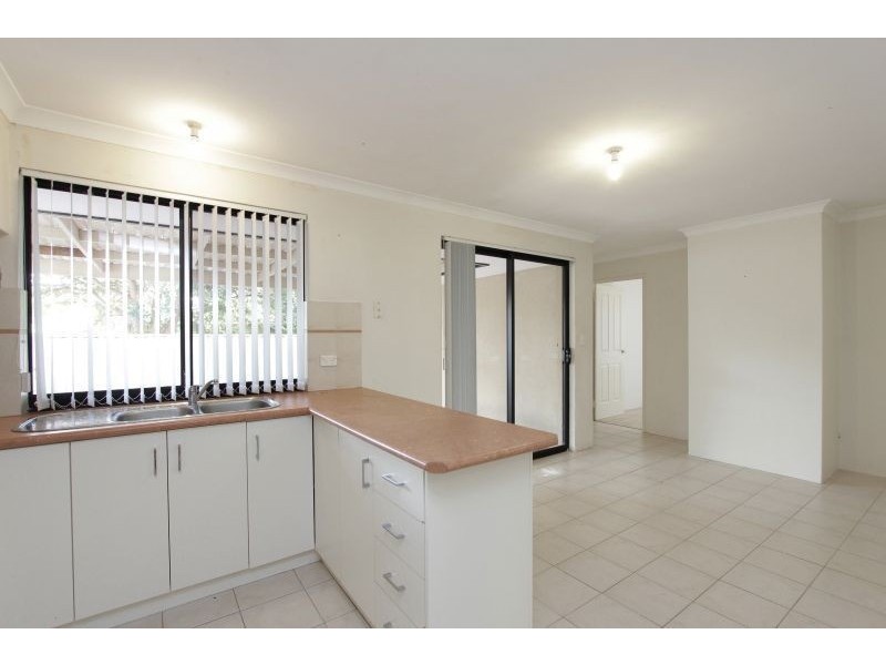 9 Henderson Avenue, Redcliffe WA 6104