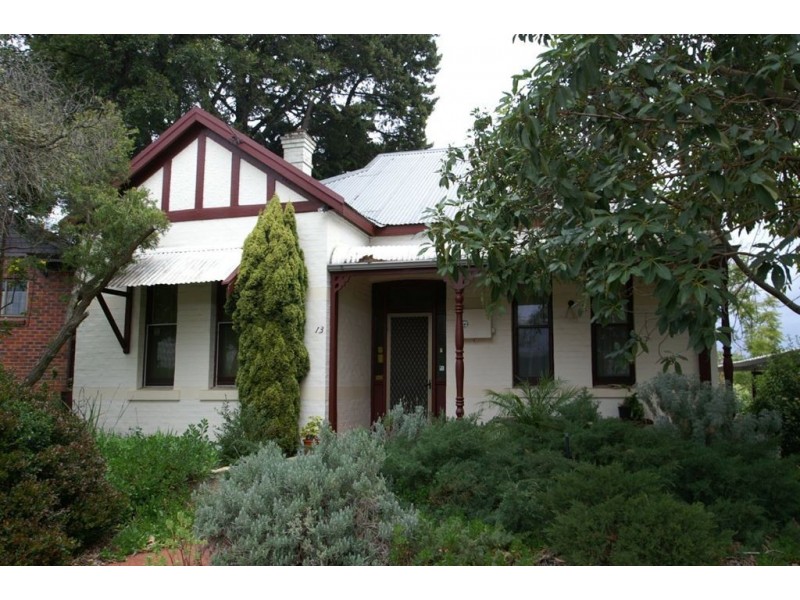 13 Leigh Street, Burswood WA 6100