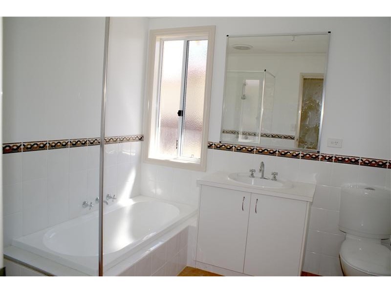 2/41 Bishopsgate St, Lathlain WA 6100