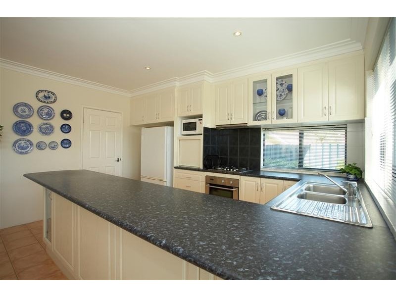 7b Forster Ave, Lathlain WA 6100